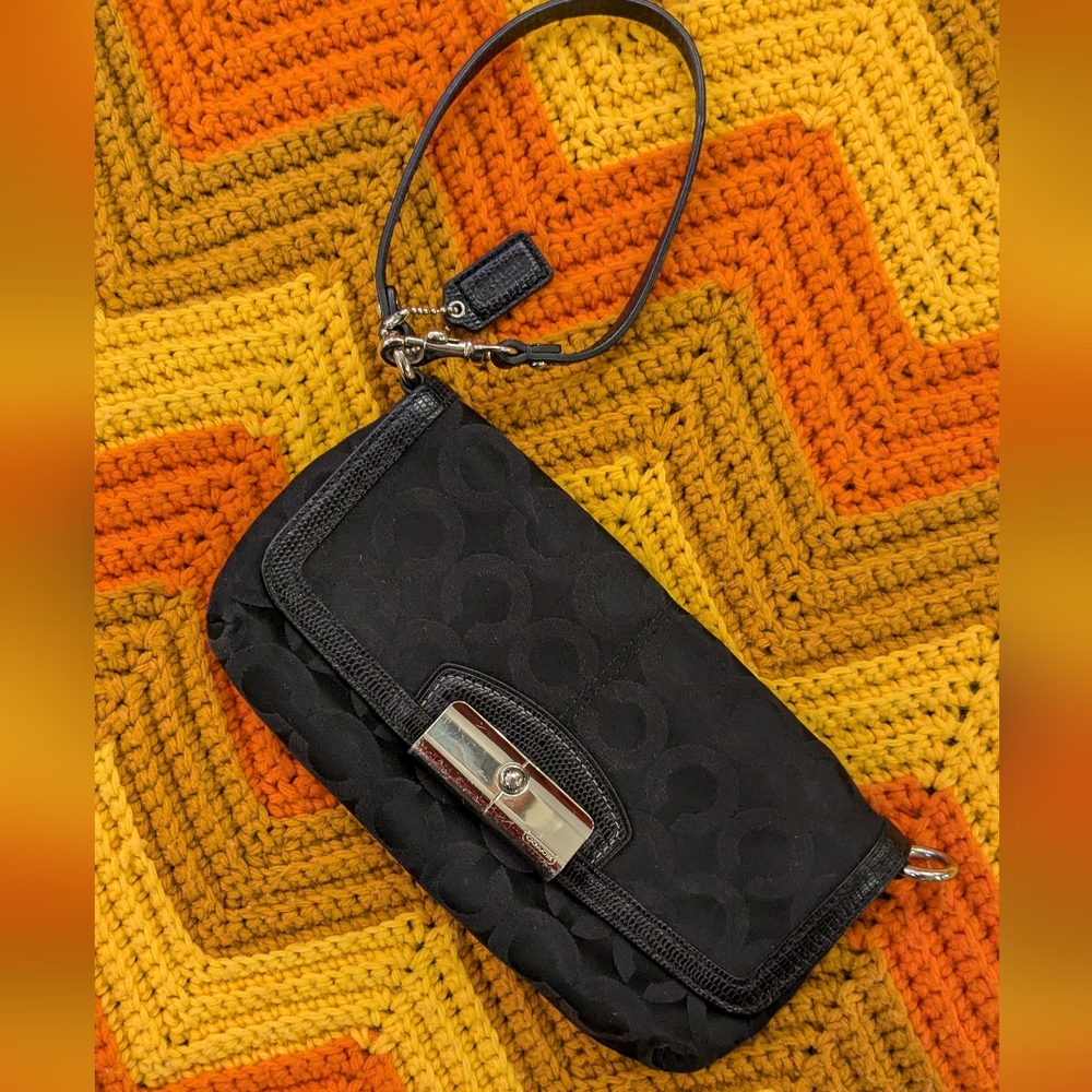 Coach Purse - Picture 3 of 8